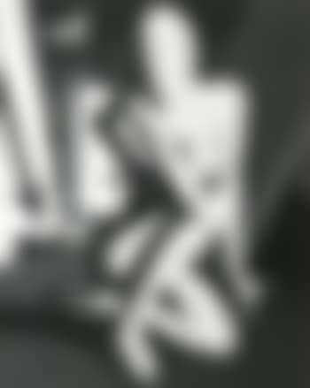 The black arrow (preview)