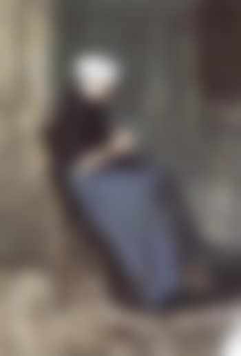 Young Scheveningen woman, knitting (preview)