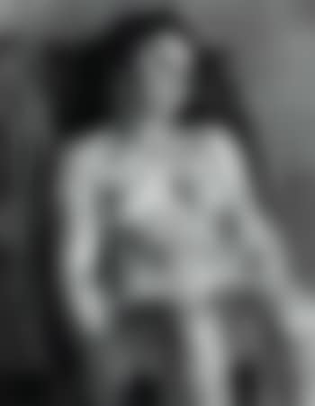 Nu assis, fauteuil drape (preview)