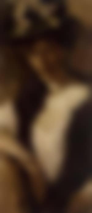 Woman in fur stole (preview)