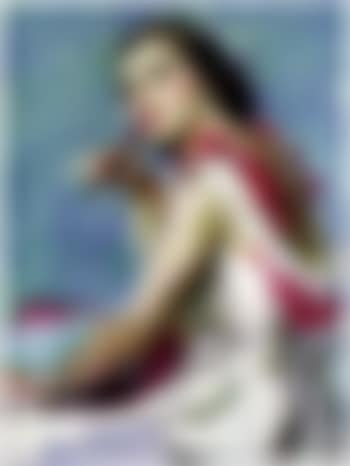 Young woman set to answer love letters (preview)