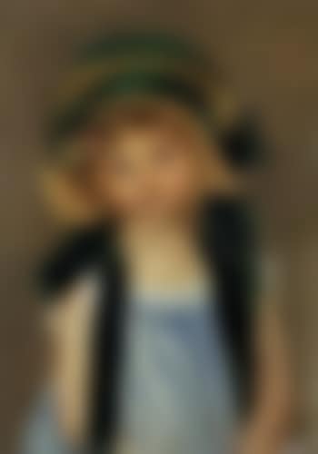Sara avec un grand chapeau et une prune en pendentif (preview)