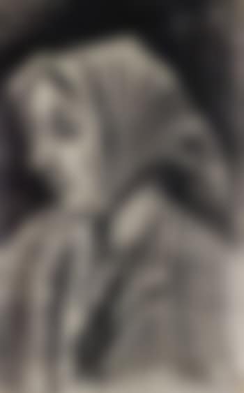 Sien, facing left (preview)