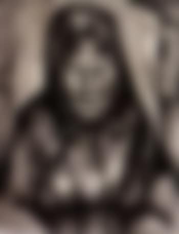 Corsicaase vrouw met hoofddoek (preview)