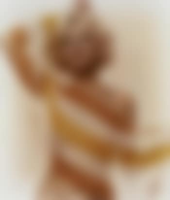 Marilyn Monroe with orange and yellow striped scarf (preview)