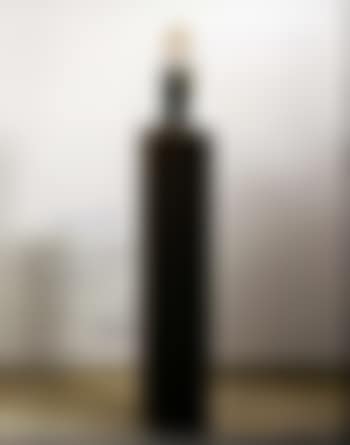 Kleiner mann mit schwarzer hose (preview)