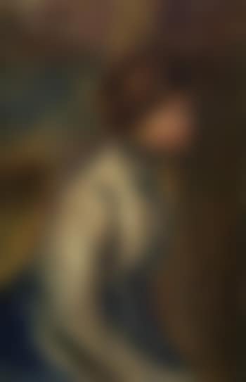 Woman seated (preview)