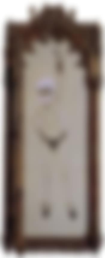 Through the keyhole (preview)