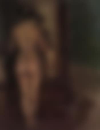 Nude before mirror (preview)