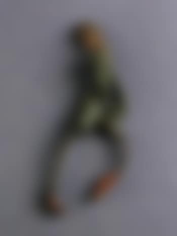 Dancing girl (preview)