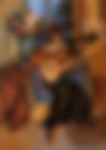 Portrait of lady playing a guitar (preview)