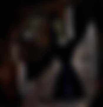 Two ladies (preview)