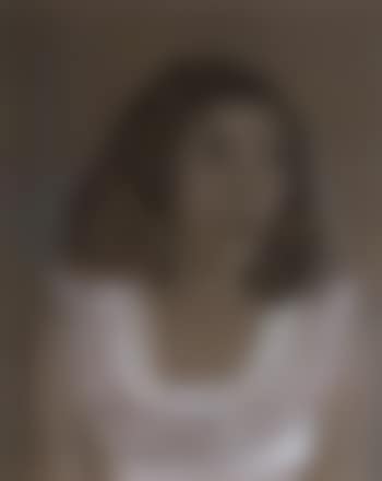 Girl in a white dress (preview)