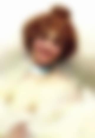 Portrait of young beauty (preview)