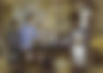 Weaving lady (preview)
