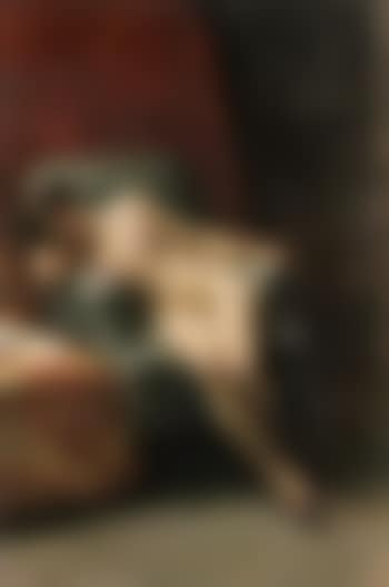 Nude seated female (preview)