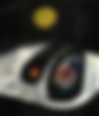 Tete aux trois cheveux devant la lune (preview)