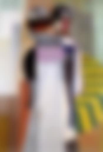 Elegantes au carton a chapeaux (preview)