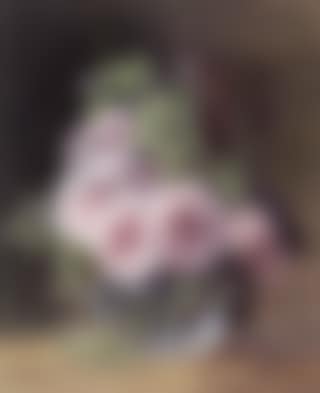 Roses in a glass vase (preview)