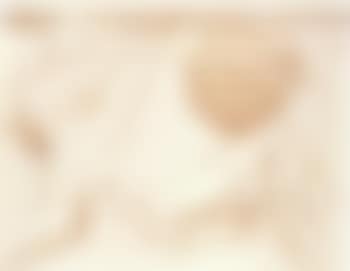 Personnage brandisant un Christ (preview)