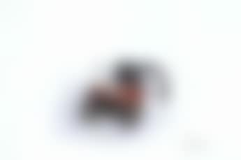 Compression voiture en miniature (preview)