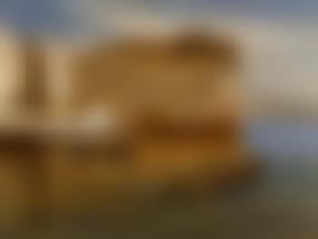 Palace of Queen Johanna before the Bay of Naples (preview)