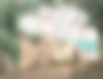 Figures by the beach (preview)