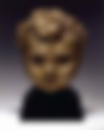 Second portrait of Annabel Freud with curls (preview)