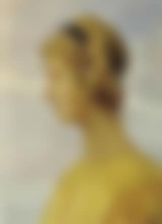 Girl from Skagen in yellow dress seen in profile (preview)