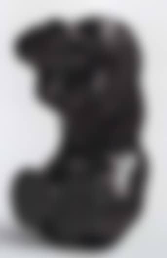 Torse feminin assis (preview)