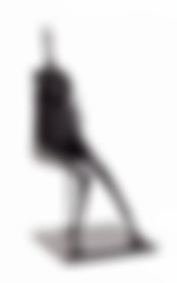 Nu assis (preview)