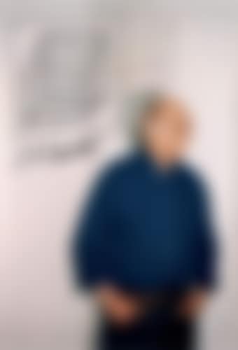Portrait with cube (preview)