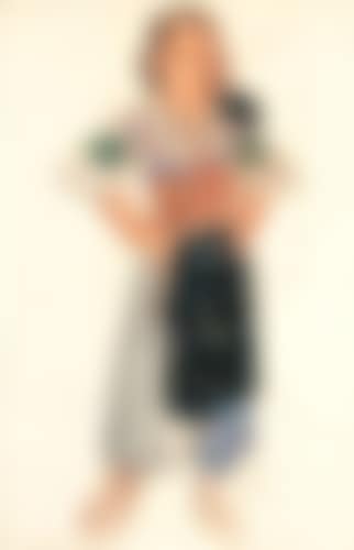 Jeune fill en costume (preview)
