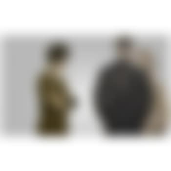 Donna in Verde e Due Persone (preview)