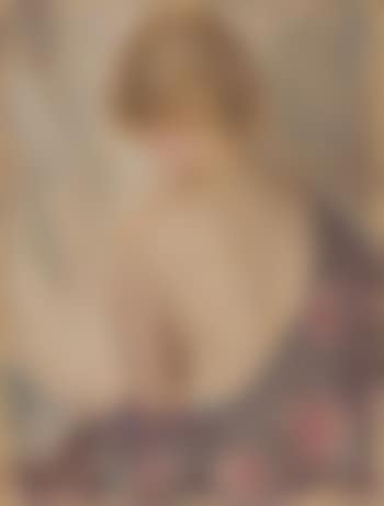 Seated woman (preview)
