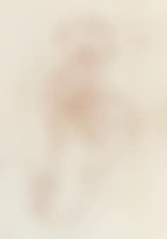 Nude (preview)