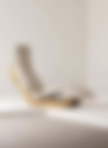 Rare 'Dolphin' chaise longue (preview)