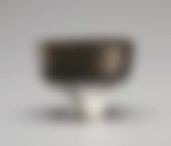 Footed bowl (preview)