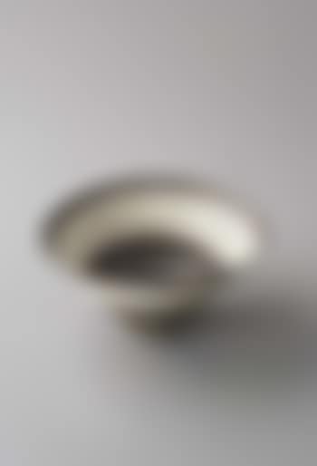 Bowl with oval lip (preview)