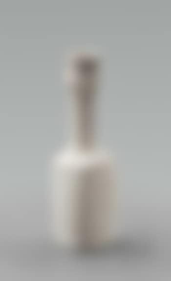 Square bodied vase (preview)