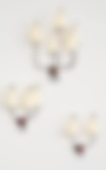 Three 'Hirondelle' wall lights (preview)