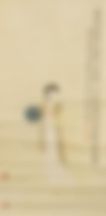Lady holding a fan (preview)