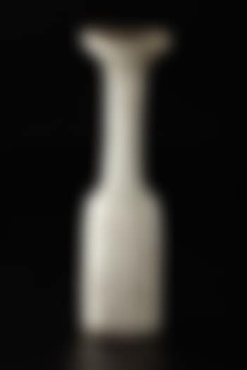 Exceptional tall flattened vase (preview)