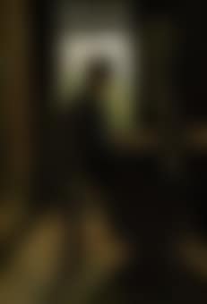 Vrouw Zittend voor een Geopende Deur, Aardappels Schillend (Woman Seated Before an Open Door, Peeling Potatoes) (preview)