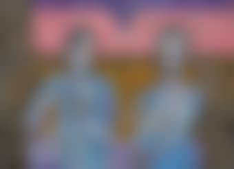 Dos personajes (preview)