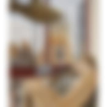 Model With Empire State Building (preview)