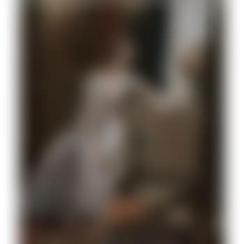 Girl With A Rose (preview)