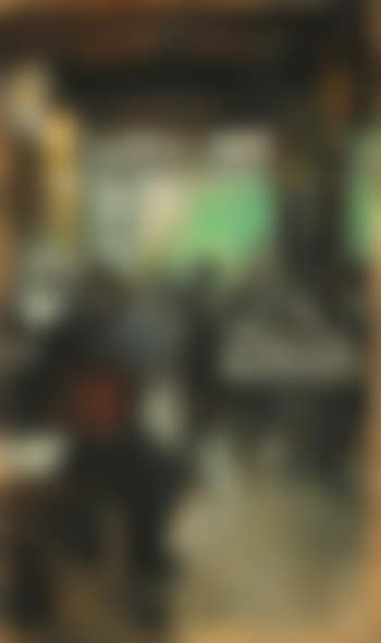 Im café (Café Bauer) (preview)