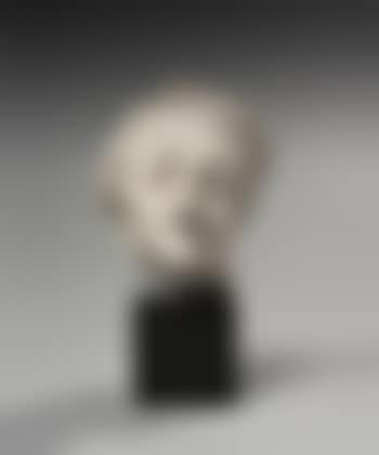 Masque de femme au nez retroussé, petit modèle (preview)