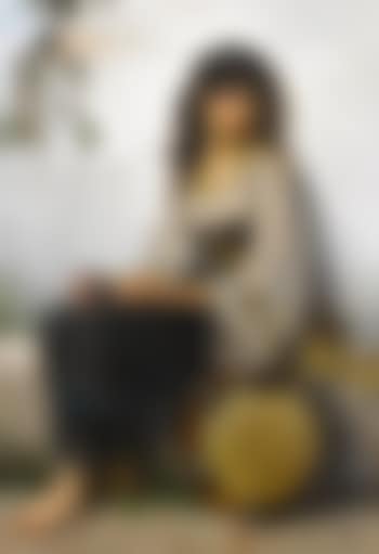 The little tambourine girl (preview)